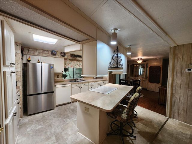 113 LAKE HAZEL DRIVE, Winter Haven, FL 33884