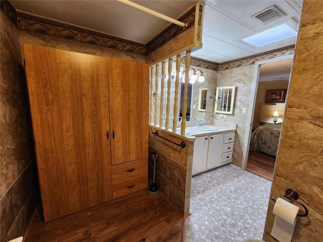 113 LAKE HAZEL DRIVE, Winter Haven, FL 33884