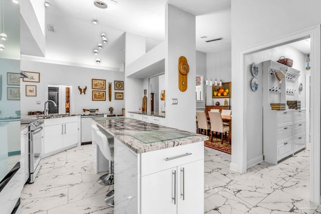 9679 Grallatorial Cir, Pensacola, FL 32507