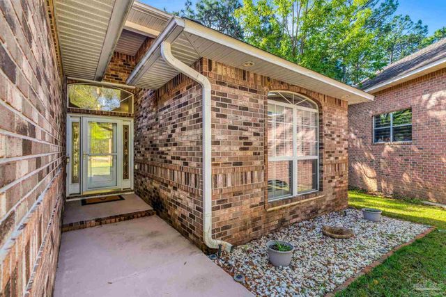 9679 Grallatorial Cir, Pensacola, FL 32507