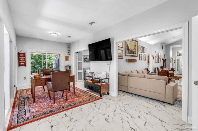 9679 Grallatorial Cir, Pensacola, FL 32507