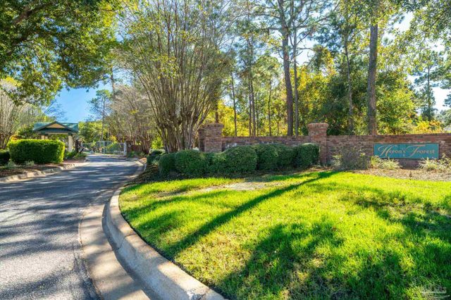 9679 Grallatorial Cir, Pensacola, FL 32507