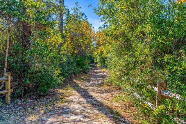 9679 Grallatorial Cir, Pensacola, FL 32507