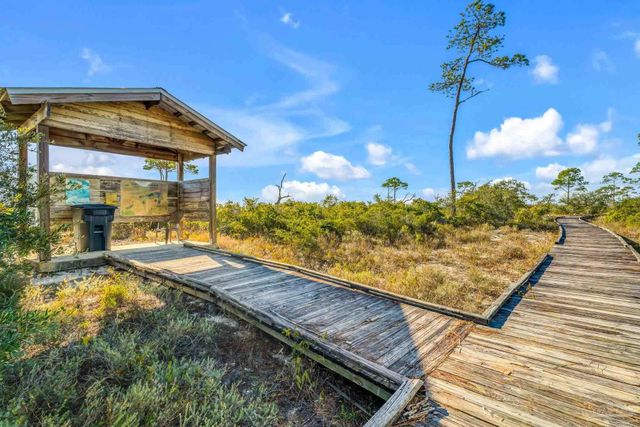 9679 Grallatorial Cir, Pensacola, FL 32507