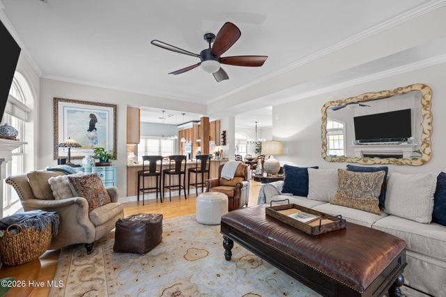 108 Blue Heron Court, Beaufort, NC 28516