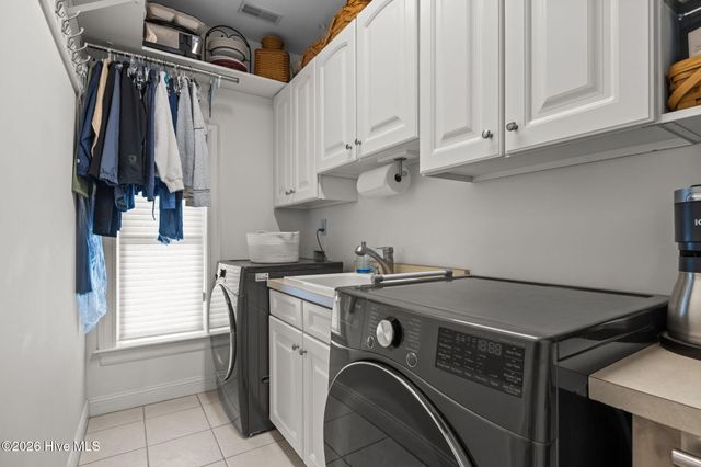 108 Blue Heron Court, Beaufort, NC 28516