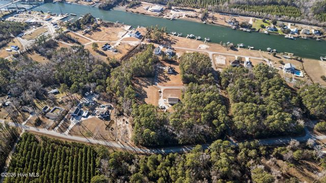 108 Blue Heron Court, Beaufort, NC 28516