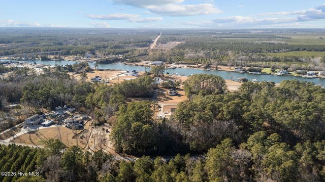 108 Blue Heron Court, Beaufort, NC 28516