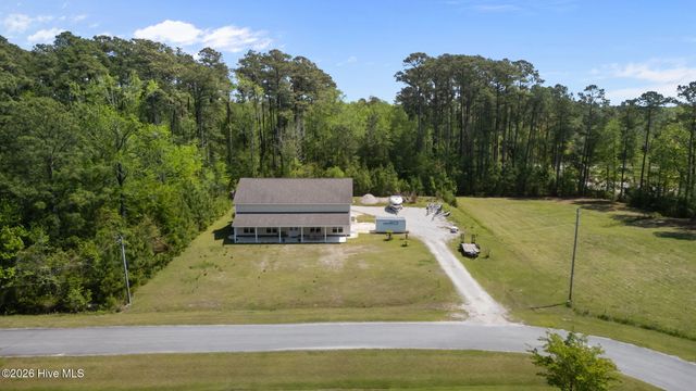108 Blue Heron Court, Beaufort, NC 28516