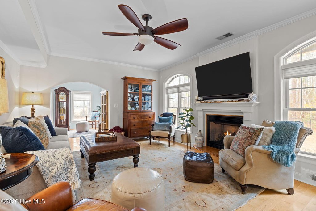 Image 13 of property listing at 108 Blue Heron Court, Beaufort, NC 28516