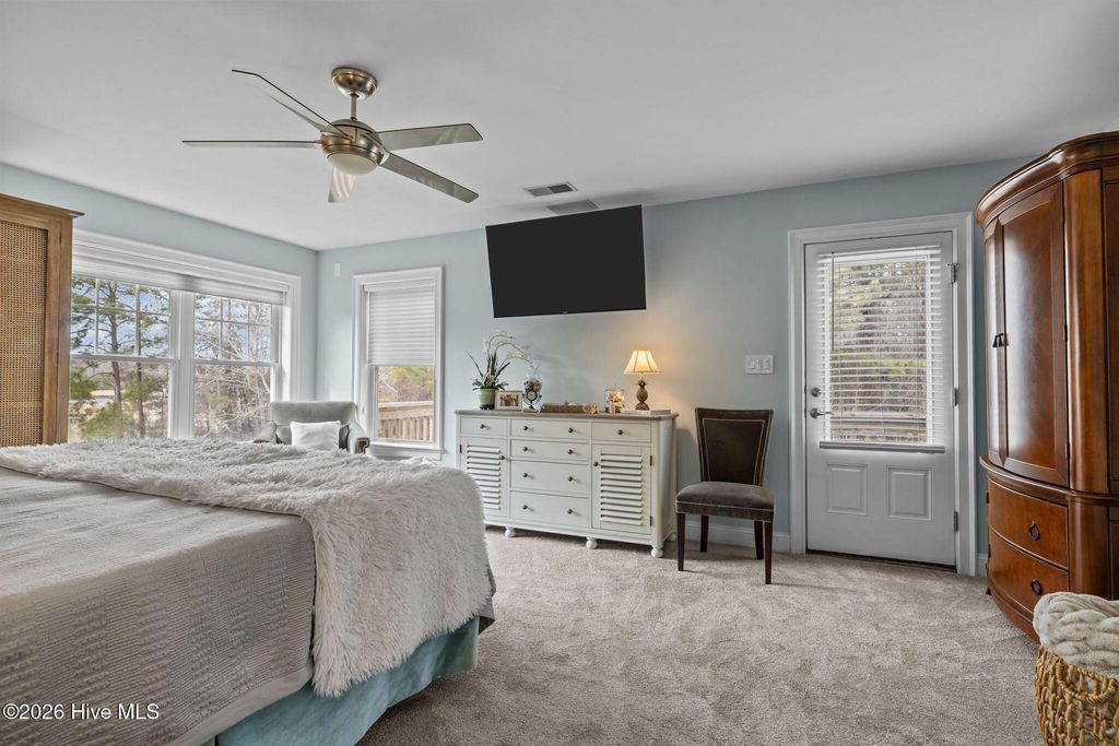 Image 30 of property listing at 108 Blue Heron Court, Beaufort, NC 28516