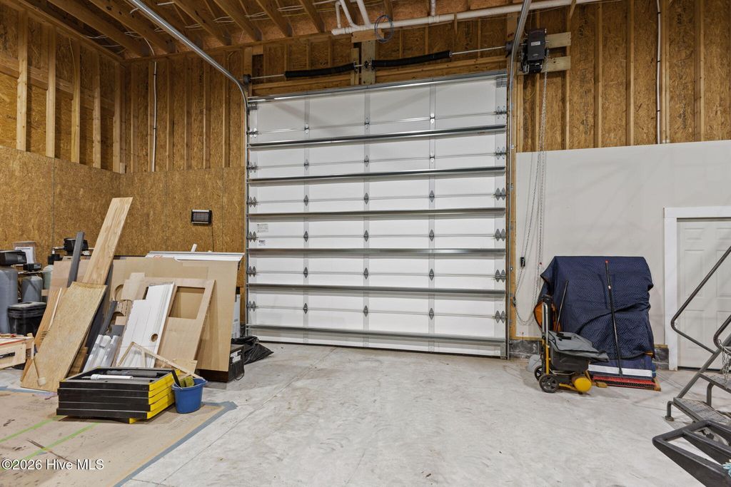 Image 41 of property listing at 108 Blue Heron Court, Beaufort, NC 28516