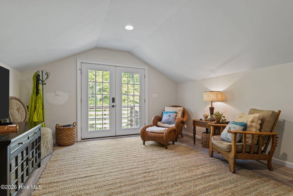 Image 44 of property listing at 108 Blue Heron Court, Beaufort, NC 28516