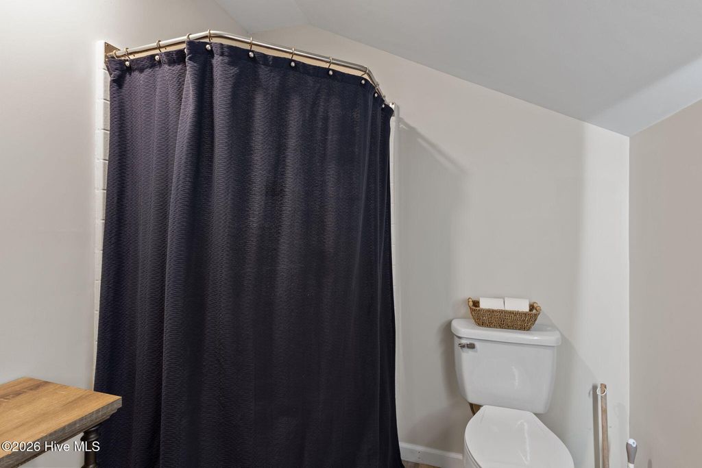 Image 48 of property listing at 108 Blue Heron Court, Beaufort, NC 28516