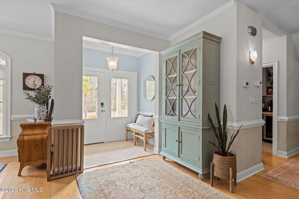 Image 5 of property listing at 108 Blue Heron Court, Beaufort, NC 28516