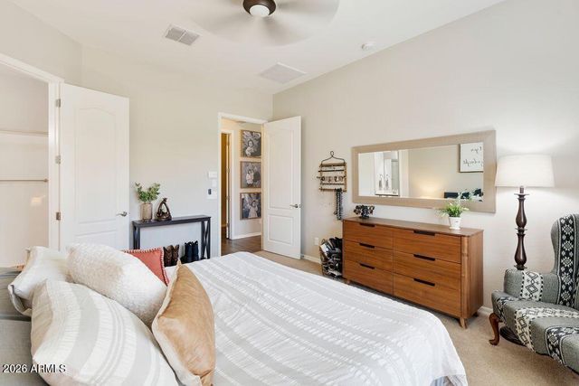 1517 W REDONDO Drive, Gilbert, AZ 85233