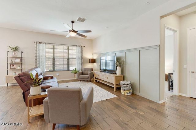 1517 W REDONDO Drive, Gilbert, AZ 85233