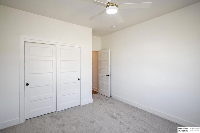 5724 N 208th Street, Elkhorn, NE 68022