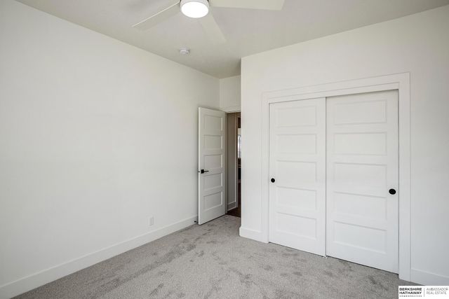5724 N 208th Street, Elkhorn, NE 68022