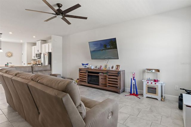 15090 CARAVAN AVENUE, Odessa, FL 33556