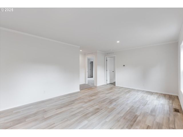 604 G St, Vader, WA 98593