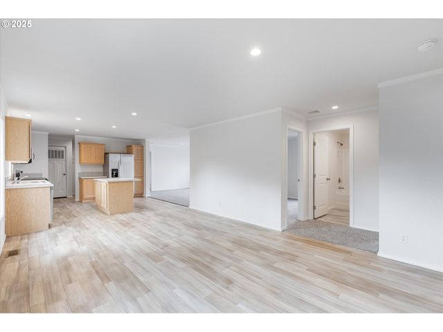 604 G St, Vader, WA 98593