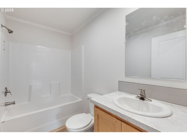 604 G St, Vader, WA 98593