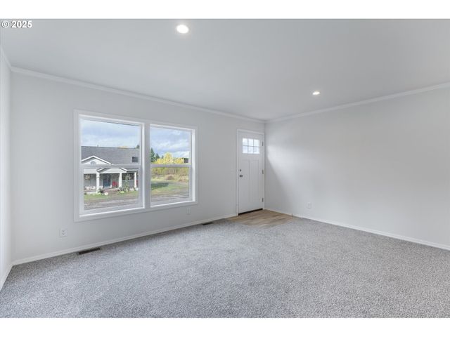 604 G St, Vader, WA 98593