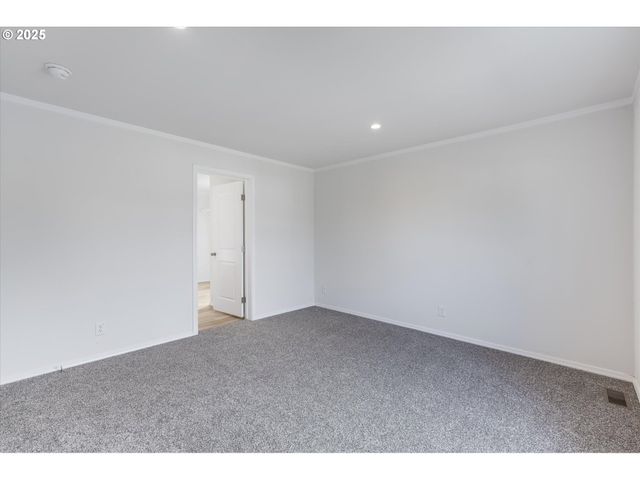 604 G St, Vader, WA 98593