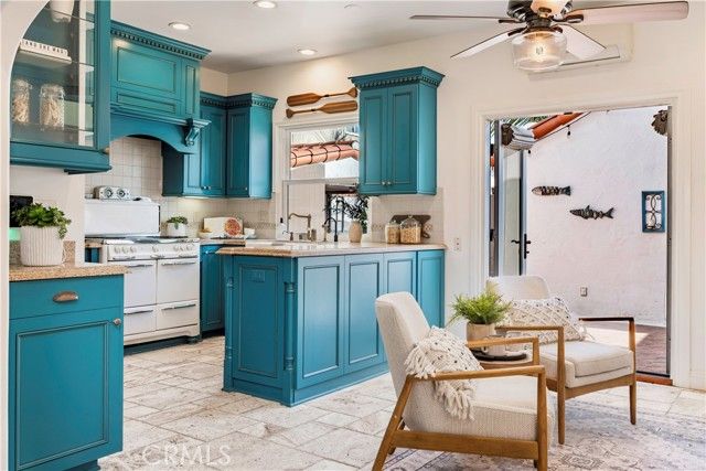 34 Ximeno Avenue, Long Beach, CA 90803