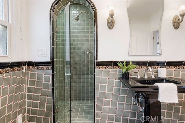 34 Ximeno Avenue, Long Beach, CA 90803