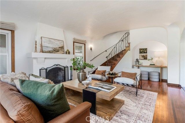 34 Ximeno Avenue, Long Beach, CA 90803