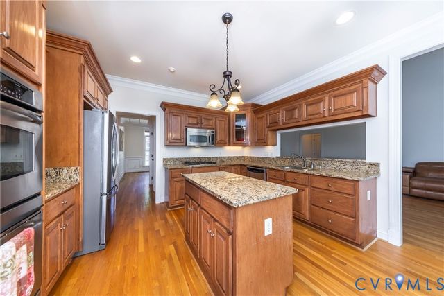 11455 Kings Pond Dr, Providence Forge, VA 23140