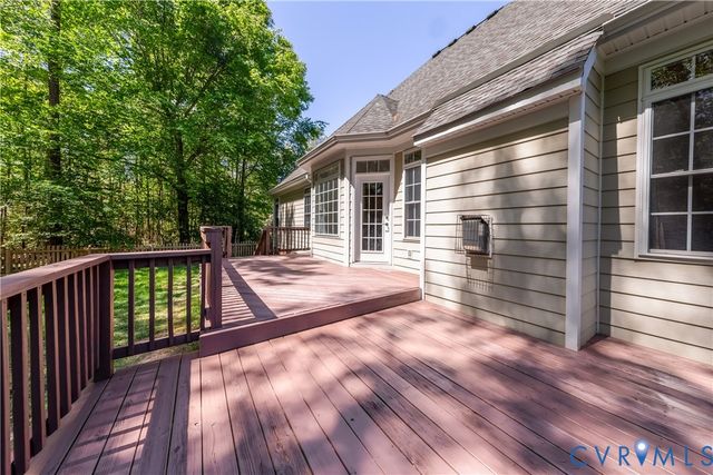 11455 Kings Pond Dr, Providence Forge, VA 23140