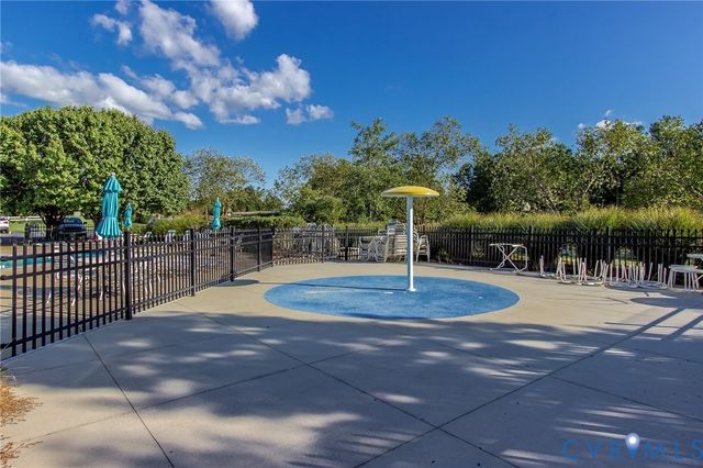 11455 Kings Pond Dr, Providence Forge, VA 23140