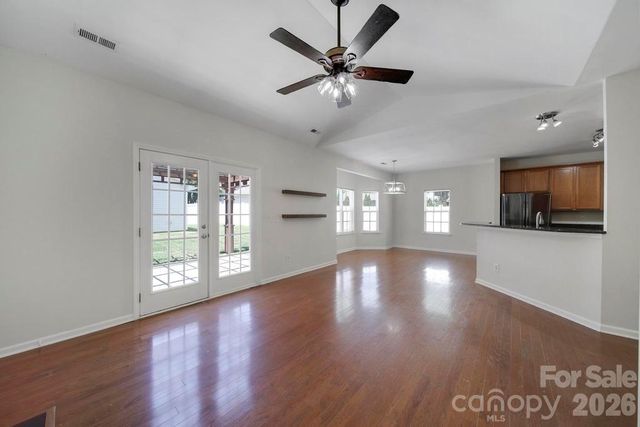 8723 Westwind Point Drive, Cornelius, NC 28031