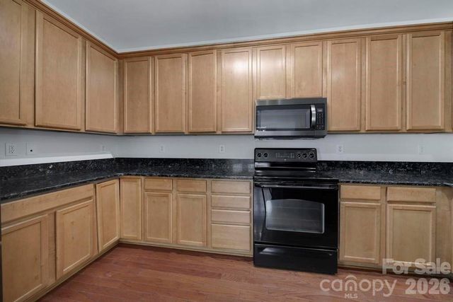 8723 Westwind Point Drive, Cornelius, NC 28031