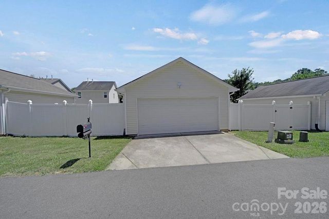 8723 Westwind Point Drive, Cornelius, NC 28031