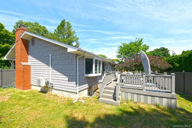 265 Sixth Avenue, Saint James, NY 11780