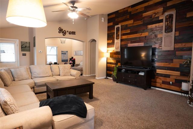 5827 Micah Lane, Rosenberg, TX 77471