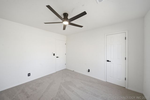 8217 S Date Avenue, Broken Arrow, OK 74011