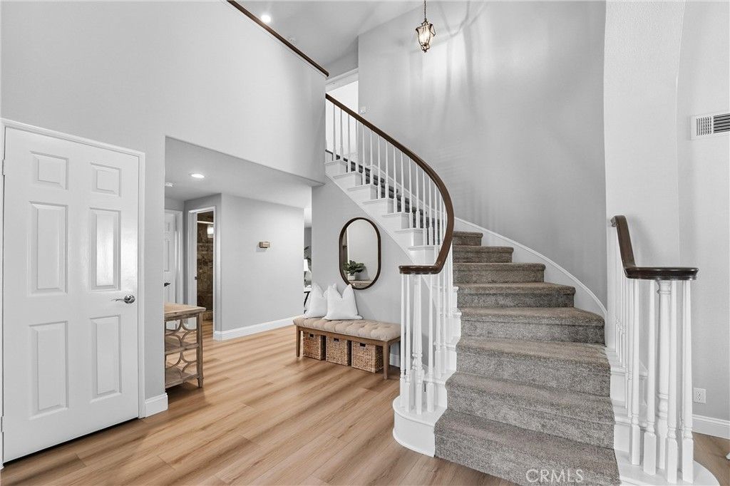 Image 5 of property listing at 5590 Via De Campo, Yorba Linda, CA 92887