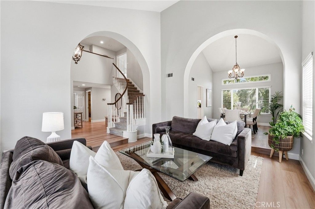 Image 7 of property listing at 5590 Via De Campo, Yorba Linda, CA 92887