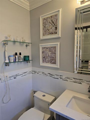 3 Sussex Court 413, Suffern, NY 10901