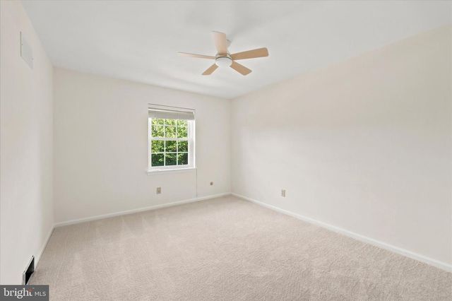 301 GWYNEDD CT, Exton, PA 19341
