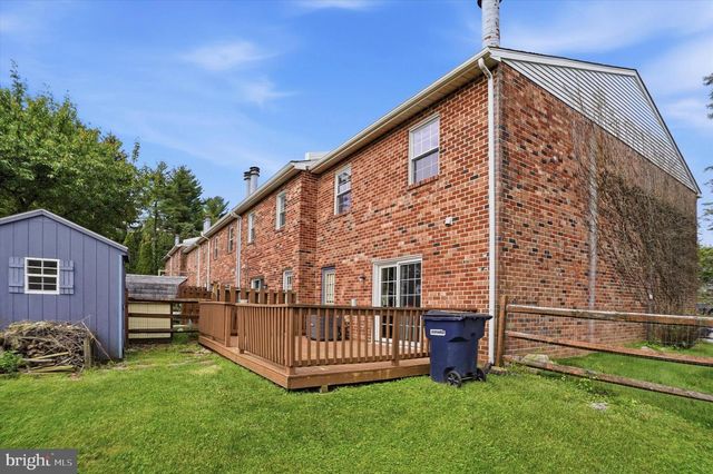 301 GWYNEDD CT, Exton, PA 19341