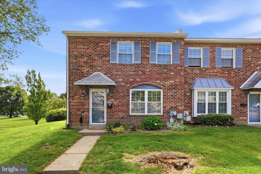 301 GWYNEDD CT, Exton, PA 19341