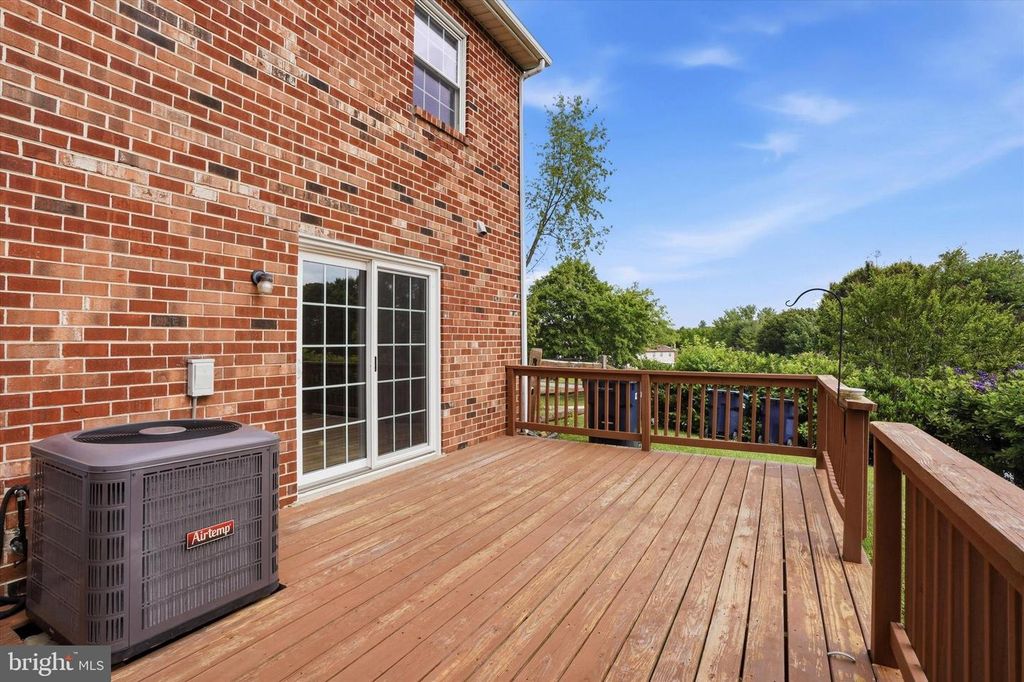 Image 24 of property listing at 301 GWYNEDD CT, Exton, PA 19341