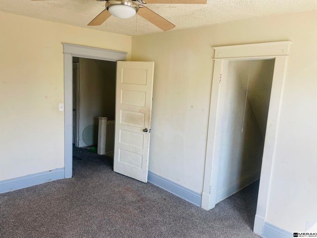 1804 N 33rd Street, Omaha, NE 68111