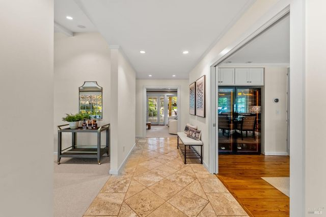 1670 Cabernet Ln, St. Helena, CA 94574